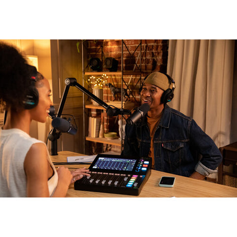 Mackie DLZ Creator Adaptive Digital Mixer