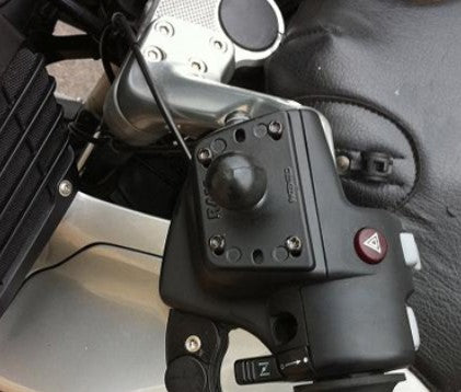 Base de couverture centrale de réservoir de moto à montage RAM avec boule de 1 "